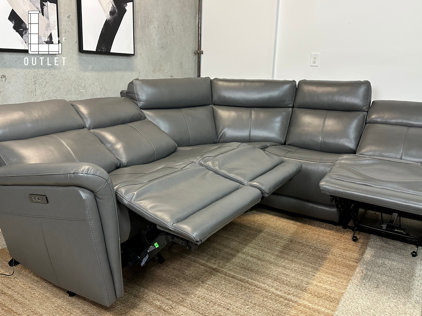 New✅ Leather power recliner sectional